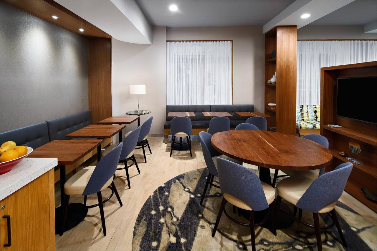 Towneplace Suites By Marriott New York Manhattan/Times Square Exterior foto